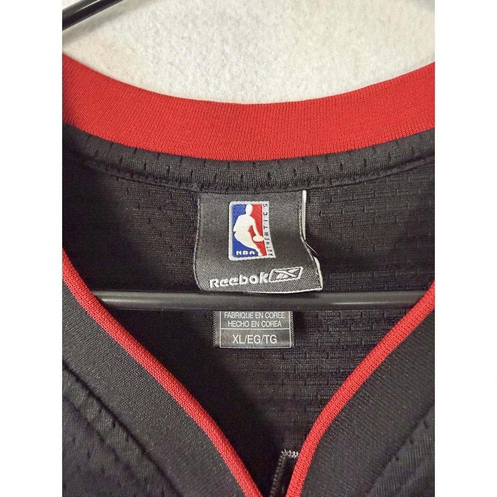 Dwayne Wade Miami Heat Authentic NBA Jersey Reebox XL Length +2 Black Sewn #3
